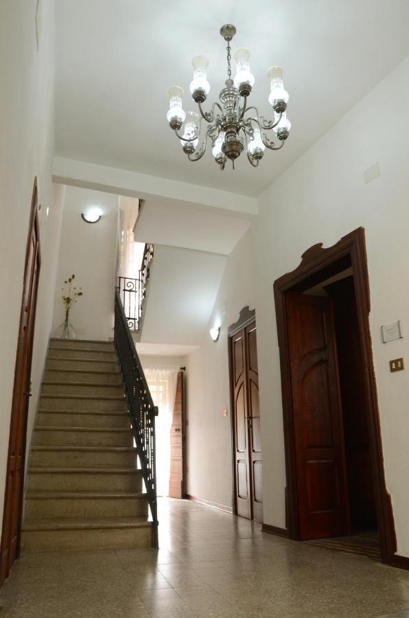 Bed and Breakfast Casa Cabras Сініскола Екстер'єр фото